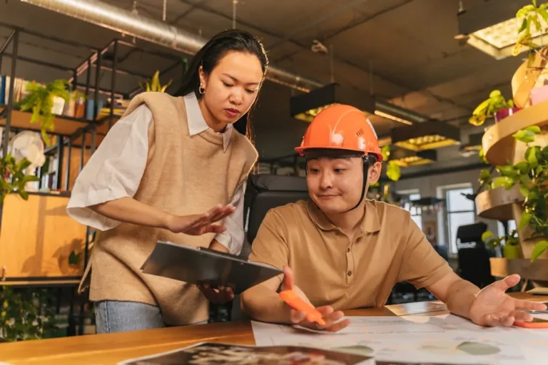 How to Compare Contractors