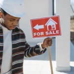 What builders, homeowners, and wood-home readers Should Know About simplifydiggs.com